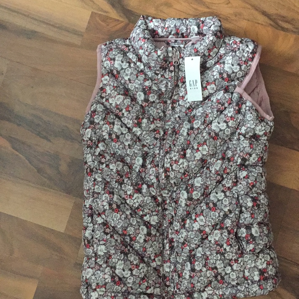Floral print puffer vest